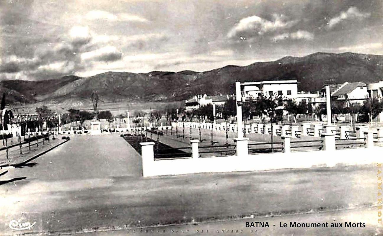 Batna - Monument aux Morts.jpg